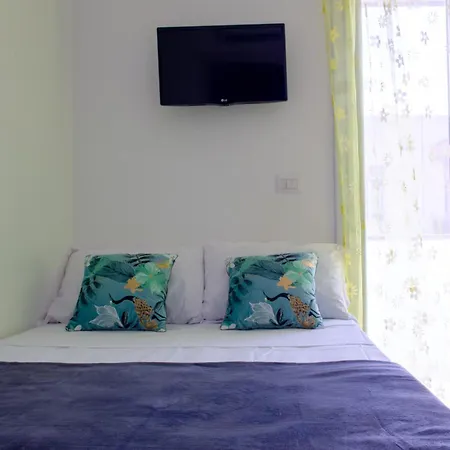 Sterlizia 招待所 加利波利